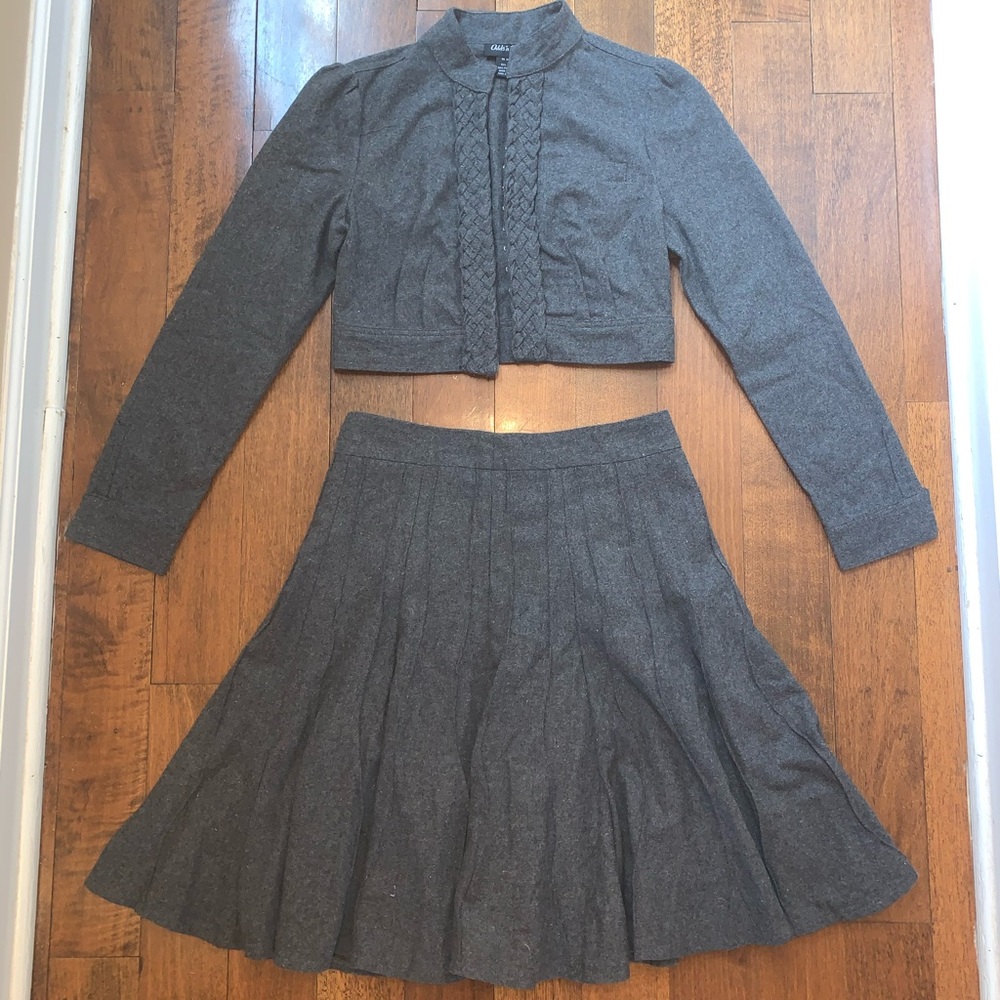 Odd’s n Evens Wool Skirt Set